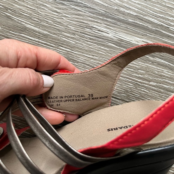 BNWOT Dromedaris Leather Wedge Sandals size 9/39 - Picture 4 of 6